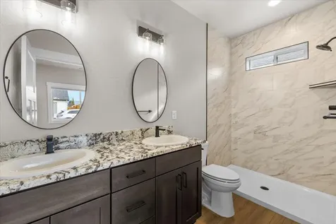305 Moody Lane Medford OR 97501