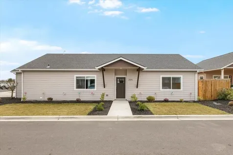 305 Moody Lane Medford OR 97501