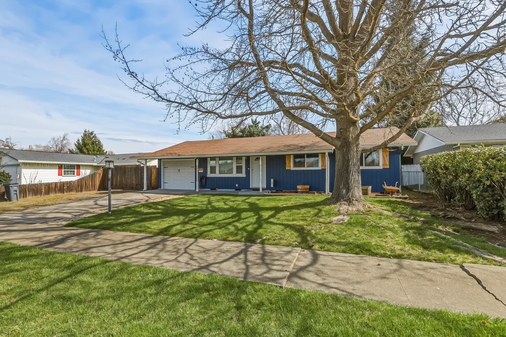 1733 Howell Avenue Medford OR 97501