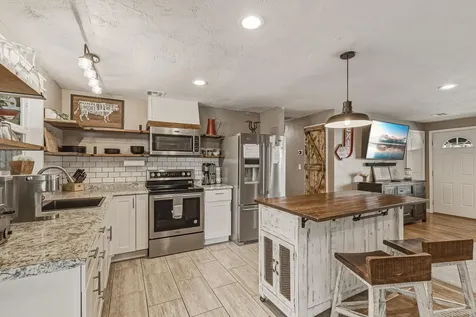 1733 Howell Avenue Medford OR 97501