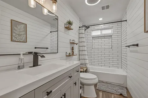 1733 Howell Avenue Medford OR 97501