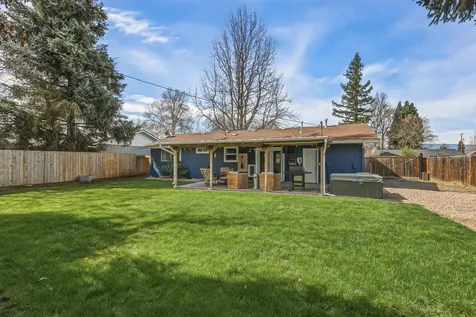 1733 Howell Avenue Medford OR 97501