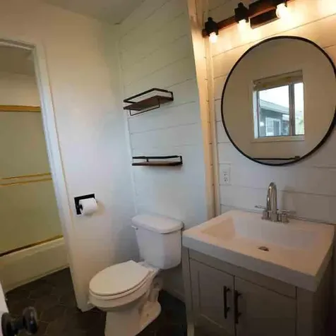 2060 Melody Lane Medford OR 97504