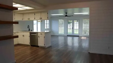2060 Melody Lane Medford OR 97504