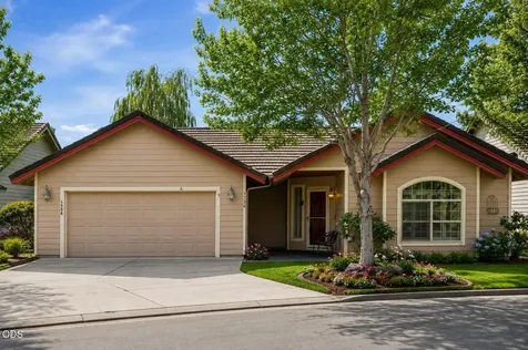 1736 NW Nickernut Place Redmond OR 97756
