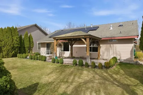 1736 NW Nickernut Place Redmond OR 97756
