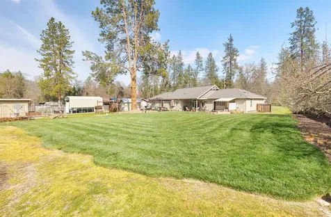 9547 Old Stage Road Central Point OR 97502
