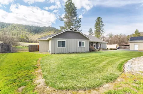 9547 Old Stage Road Central Point OR 97502