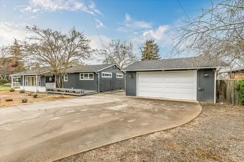 201 N Keene Way Drive Medford OR 97504
