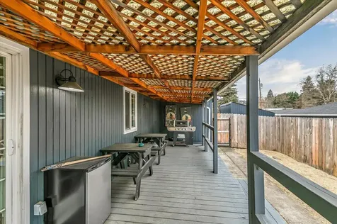 201 N Keene Way Drive Medford OR 97504