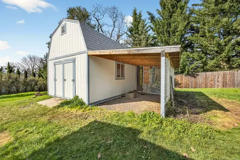 3363 Lone Pine Road Medford OR 97504