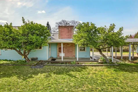 3363 Lone Pine Road Medford OR 97504