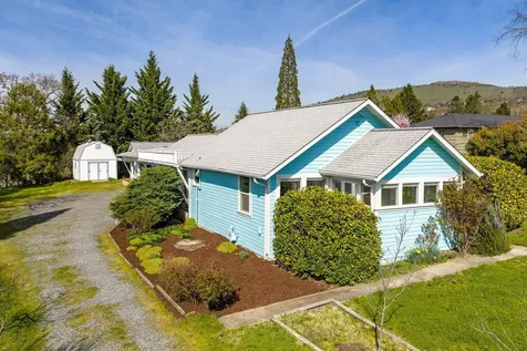 3363 Lone Pine Road Medford OR 97504