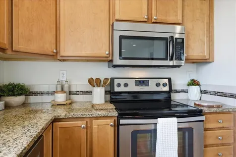 21269 SE Golden Market Court Bend OR 97702
