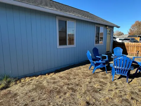 323 NW 6th Street Redmond OR 97756