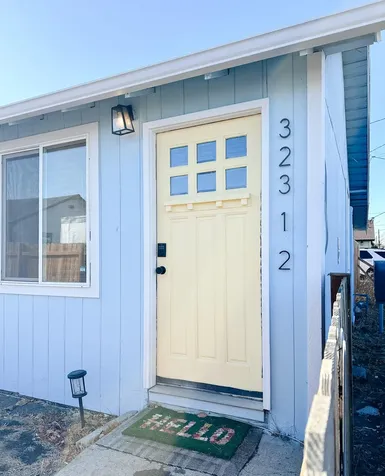 323 NW 6th Street Redmond OR 97756