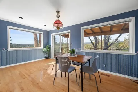 2101 NW Cascade View Drive Bend OR 97703