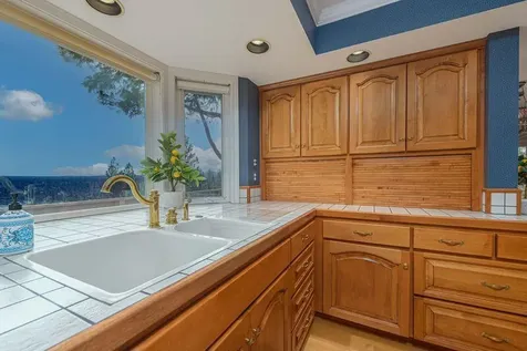 2101 NW Cascade View Drive Bend OR 97703