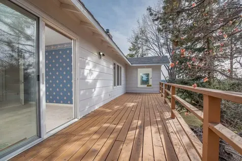 2101 NW Cascade View Drive Bend OR 97703