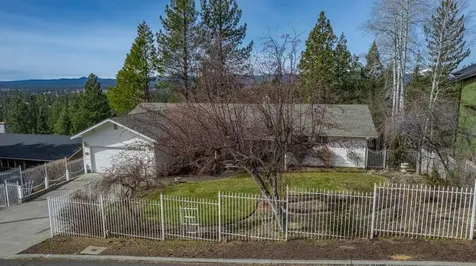 2101 NW Cascade View Drive Bend OR 97703