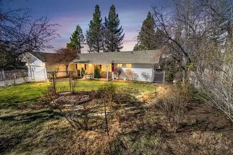 2101 NW Cascade View Drive Bend OR 97703