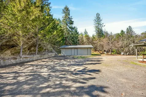 2542 Thomas Terrace Grants Pass OR 97527