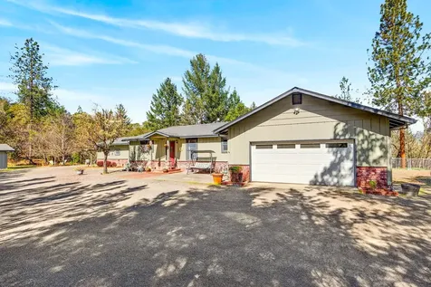 2542 Thomas Terrace Grants Pass OR 97527