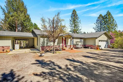 2542 Thomas Terrace Grants Pass OR 97527