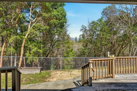 2542 Thomas Terrace Grants Pass OR 97527