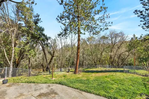 2542 Thomas Terrace Grants Pass OR 97527