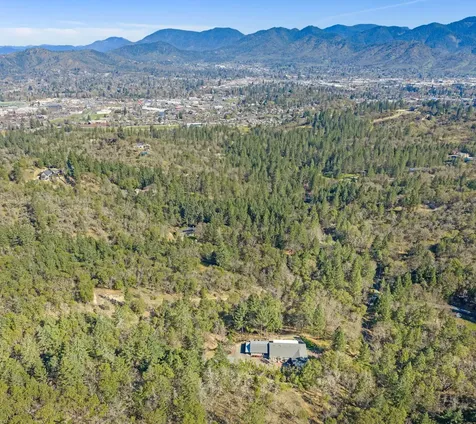 2542 Thomas Terrace Grants Pass OR 97527