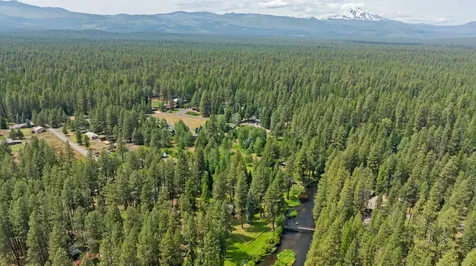 13759 SW Meadow View Drive Camp Sherman OR 97730