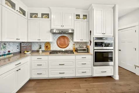 4084 Crystal Springs Drive Medford OR 97504