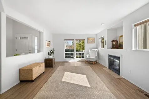 1733 SW 21st Redmond OR 97756