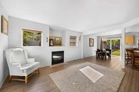 1733 SW 21st Redmond OR 97756