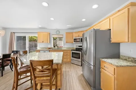 1733 SW 21st Redmond OR 97756