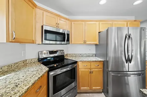 1733 SW 21st Redmond OR 97756