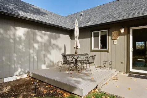 1733 SW 21st Redmond OR 97756
