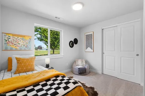 3718 Luchu Street Medford OR 97504
