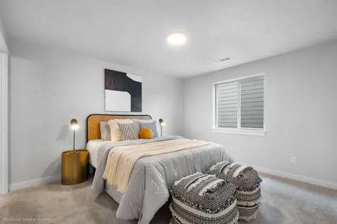 3718 Luchu Street Medford OR 97504