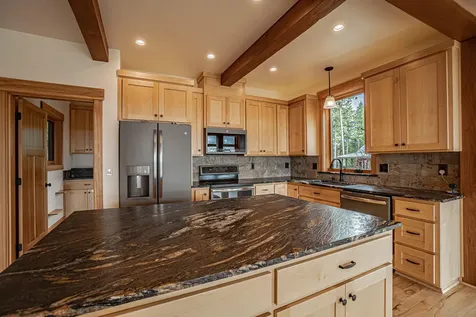 1940 Soda Mountain Road Ashland OR 97520