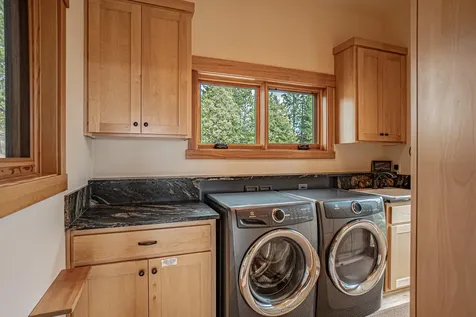 1940 Soda Mountain Road Ashland OR 97520