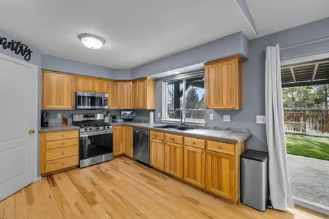 2545 NE 7th Lane Redmond OR 97756