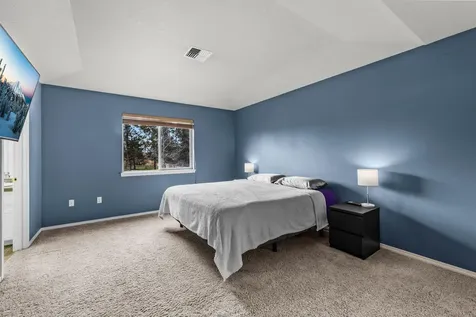 2545 NE 7th Lane Redmond OR 97756