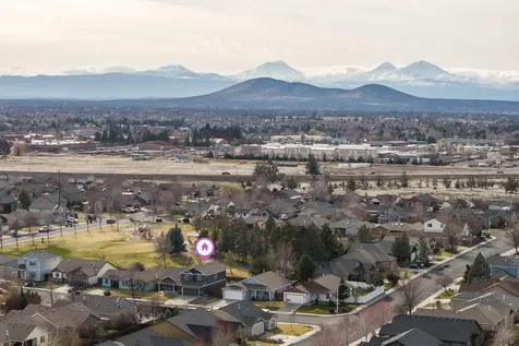 2545 NE 7th Lane Redmond OR 97756