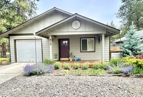 412 N Desert Rose Loop Sisters OR 97759