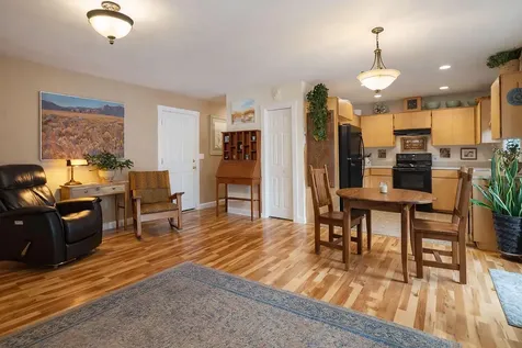 412 N Desert Rose Loop Sisters OR 97759