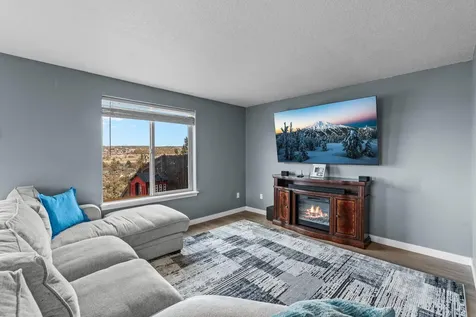 791 SE Kristin Way Madras OR 97741