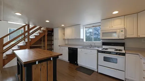 509 Derby Road Eagle Point OR 97524