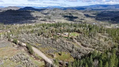 509 Derby Road Eagle Point OR 97524